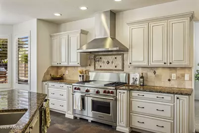 4629 E Via Montoya Drive, Phoenix, AZ 85050 - Photo 2