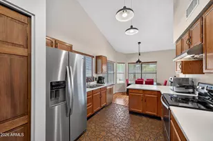 4437 W Topeka Dr, Glendale, AZ 85308 - Photo 10
