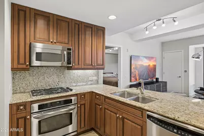 7157 E Rancho Vista Drive #5011, Scottsdale, AZ 85251 - Photo 8