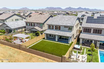 21318 N 58th Street, Phoenix, AZ 85054 - Photo 1