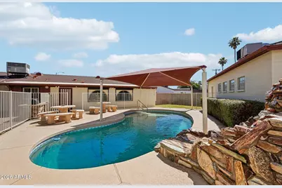 2923 W Windrose Drive, Phoenix, AZ 85029 - Photo 46