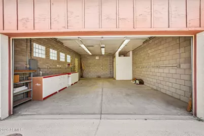 2923 W Windrose Drive, Phoenix, AZ 85029 - Photo 32