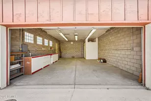 2923 W Windrose Dr, Phoenix, AZ 85029 - Photo 32