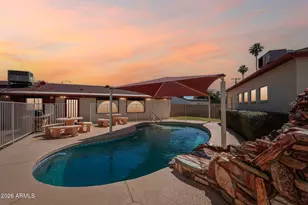 2923 W Windrose Dr, Phoenix, AZ 85029 - Photo 2