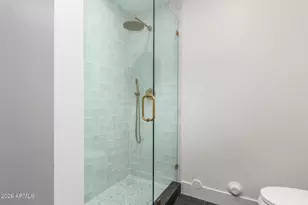 829 E Desert Park Ln, Phoenix, AZ 85020 - Photo 30