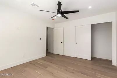 829 E Desert Park Lane, Phoenix, AZ 85020 - Photo 38