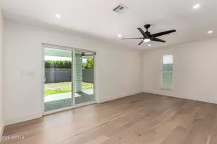 829 E Desert Park Ln, Phoenix, AZ 85020 - Photo 20