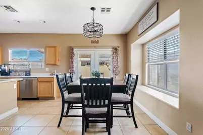 1002 S Slater Circle, Mesa, AZ 85206 - Photo 6