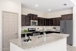 17164 W Hedgehog Pl, Surprise, AZ 85387 - Photo 10