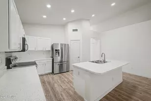 6302 N 69th Dr, Glendale, AZ 85303 - Photo 18