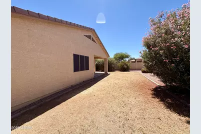 8234 W Salter, Peoria, AZ 85382 - Photo 34