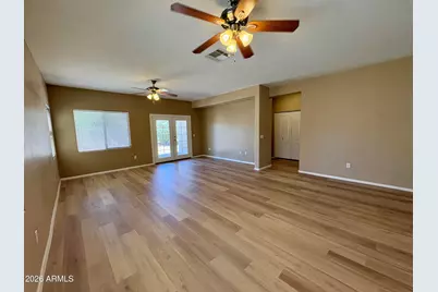 8234 W Salter, Peoria, AZ 85382 - Photo 10