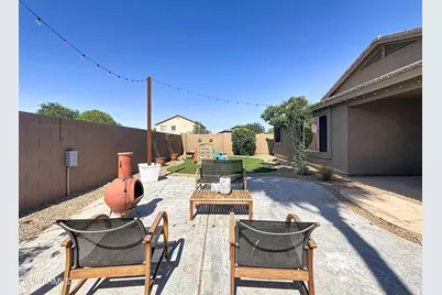 15329 W Jenan Drive, Surprise, AZ 85379 - Photo 2
