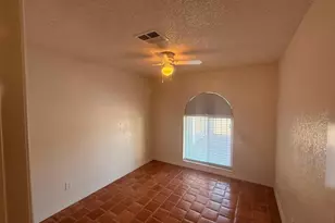 7137 W Colter St, Glendale, AZ 85303 - Photo 18