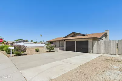 3020 W Hartford Drive, Phoenix, AZ 85053 - Photo 2