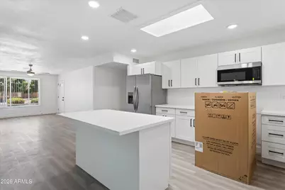 3020 W Hartford Drive, Phoenix, AZ 85053 - Photo 8