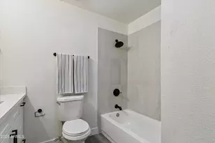 3020 W Hartford Dr, Phoenix, AZ 85053 - Photo 30