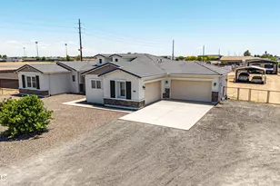 1789 E Lobo St, San Tan Valley, AZ 85140 - Photo 66