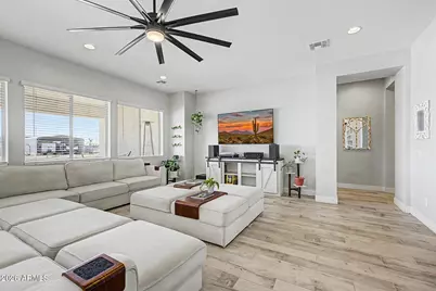 1789 E Lobo Street, San Tan Valley, AZ 85140 - Photo 10