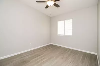 7015 E Wilshire Drive #Apt 4, Scottsdale, AZ 85257 - Photo 10
