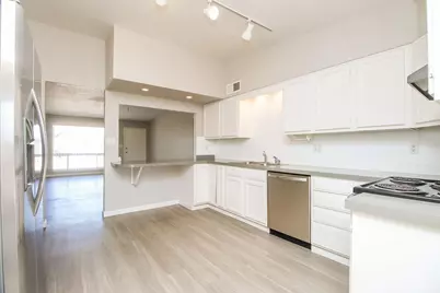 7015 E Wilshire Drive #Apt 4, Scottsdale, AZ 85257 - Photo 6