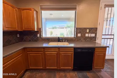 17530 W Cardinal Drive, Goodyear, AZ 85338 - Photo 24