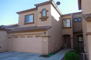 2600 E Springfield Pl, Chandler, AZ 85286 - Photo 2