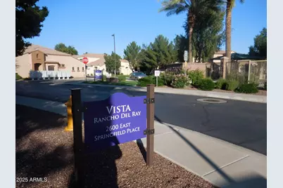 2600 E Springfield Place #Unit 15, Chandler, AZ 85286 - Photo 28
