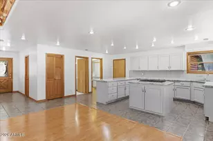 5820 Switchback Trail, Flagstaff, AZ 86004 - Photo 6