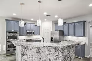 20652 N Donithan Way, Maricopa, AZ 85138 - Photo 2