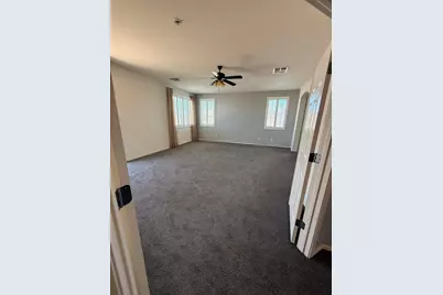 20652 N Donithan Way, Maricopa, AZ 85138 - Photo 16