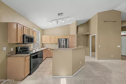 14291 W Cora Lane, Goodyear, AZ 85395 - Photo 10