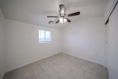 2721 E Willetta Street #Apt C, Phoenix, AZ 85008 - Photo 10