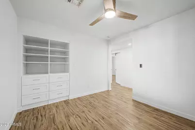 3209 W Becker Lane, Phoenix, AZ 85029 - Photo 18