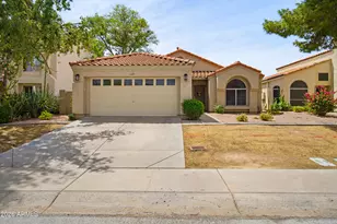 4127 E Becker Ln, Phoenix, AZ 85028 - Photo 1