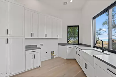 42327 N Sierra Vista Road, Cave Creek, AZ 85331 - Photo 24