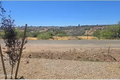 20182 E Lakeside Road, Cordes Lakes, AZ 86333 - Photo 18