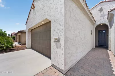 16844 W Roanoke Avenue, Goodyear, AZ 85395 - Photo 4