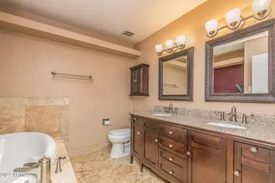 10849 N 45th Place, Phoenix, AZ 85028 - Photo 18