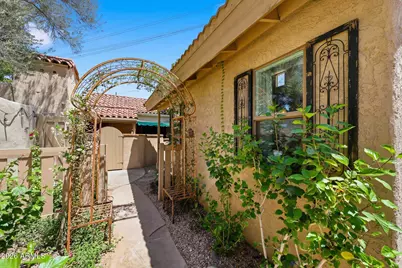 4540 N 44th Street #3, Phoenix, AZ 85018 - Photo 24
