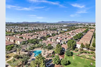 907 S Henry Lane, Gilbert, AZ 85296 - Photo 40