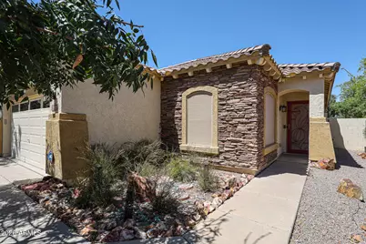 17102 W Saguaro Lane, Surprise, AZ 85388 - Photo 2