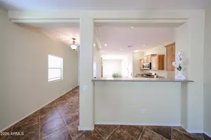 17102 W Saguaro Ln, Surprise, AZ 85388 - Photo 10