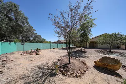 17102 W Saguaro Lane, Surprise, AZ 85388 - Photo 56