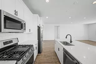 13596 W Mayberry Trail, Peoria, AZ 85383 - Photo 4