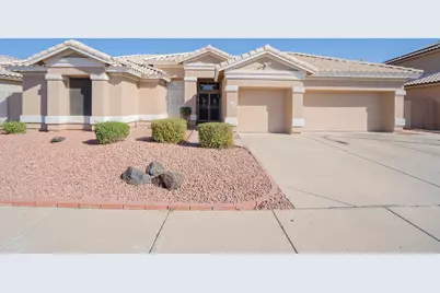 6123 W Louise Drive, Glendale, AZ 85310 - Photo 2