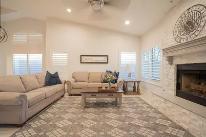6123 W Louise Drive, Glendale, AZ 85310 - Photo 4
