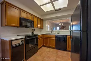 6139 N 28th Pl N, Phoenix, AZ 85016 - Photo 8