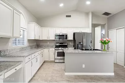 722 W Kelton Lane, Phoenix, AZ 85023 - Photo 16