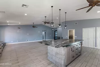 12332 N 71st Lane, Peoria, AZ 85381 - Photo 18